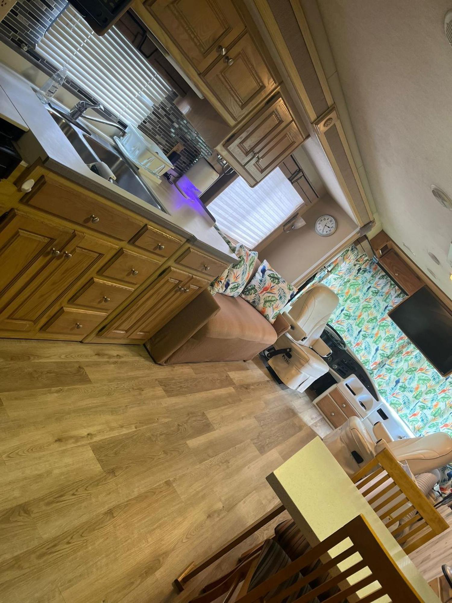 מיאמי Remodeled And Comfortable Rv - Free Parking מראה חיצוני תמונה