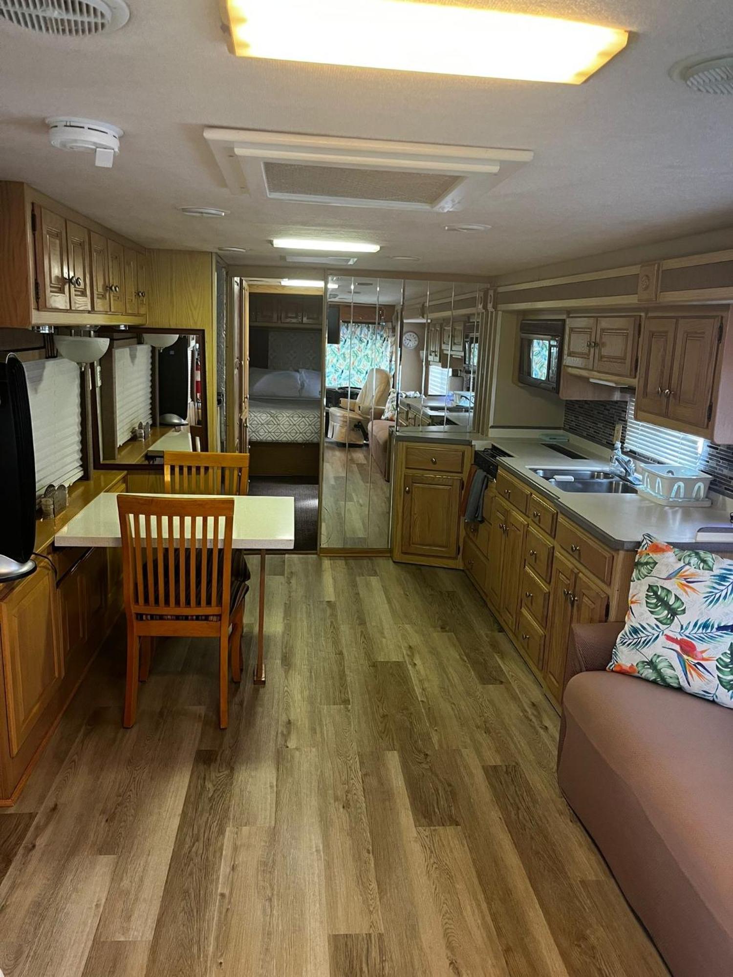 מיאמי Remodeled And Comfortable Rv - Free Parking מראה חיצוני תמונה